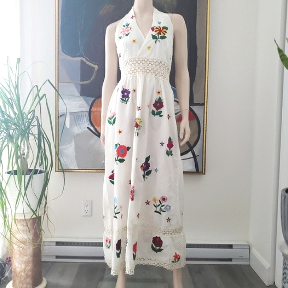 Vintage | Embroidered Mexican Halter Maxi Dress